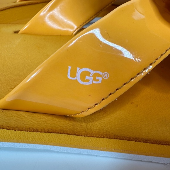 UGG Popy Orange Zinnia Flip Flops Women's Size 10 - Picture 3 of 11